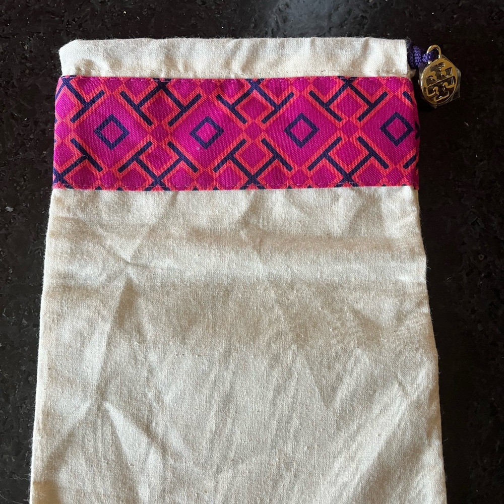 Tory Burch Geometric Cream Pouch